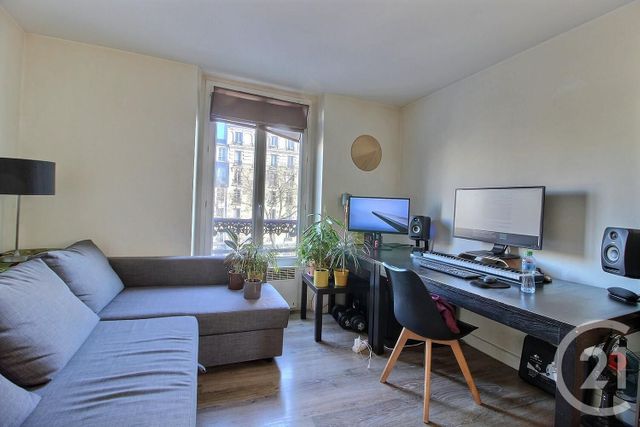 Appartement F1 à vendre - 1 pièce - 21.86 m2 - PARIS - 75011 - ILE-DE-FRANCE - Century 21 Ricard Immobilier