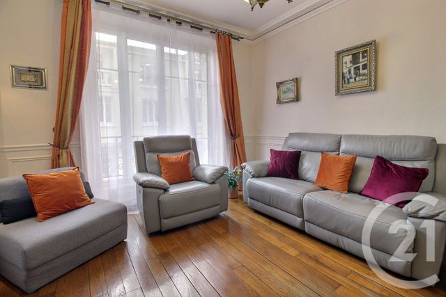 Appartement F4 à vendre - 4 pièces - 80.03 m2 - PANTIN - 93 - ILE-DE-FRANCE - Century 21 Ricard Immobilier