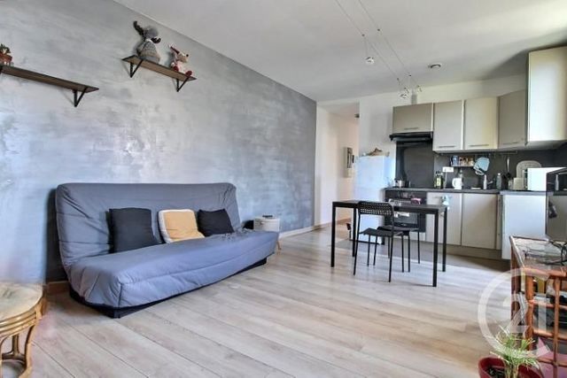 Appartement F3 à vendre - 3 pièces - 50.02 m2 - PANTIN - 93 - ILE-DE-FRANCE - Century 21 Ricard Immobilier