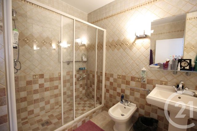 Appartement Duplex à vendre - 4 pièces - 115.7 m2 - PANTIN - 93 - ILE-DE-FRANCE - Century 21 Ricard Immobilier