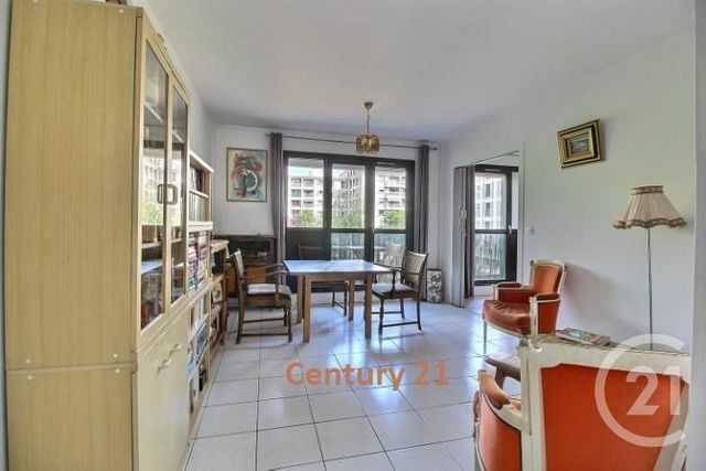 Appartement F2 à vendre - 2 pièces - 49.5 m2 - PANTIN - 93 - ILE-DE-FRANCE - Century 21 Ricard Immobilier