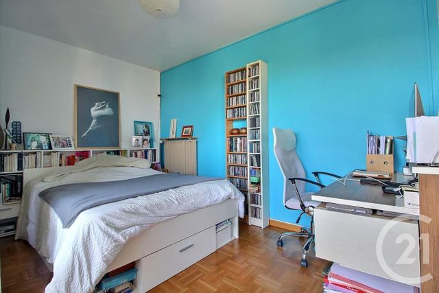Afficher la photo en grand Appartement F3 à vendre - 3 pièces - 66.19 m2 - PANTIN - 93 - ILE-DE-FRANCE - Century 21 Ricard Immobilier
