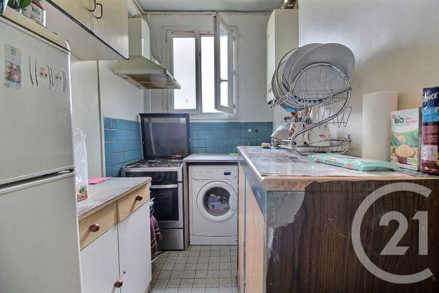 Appartement F2 à vendre - 2 pièces - 37.7 m2 - PANTIN - 93 - ILE-DE-FRANCE - Century 21 Ricard Immobilier