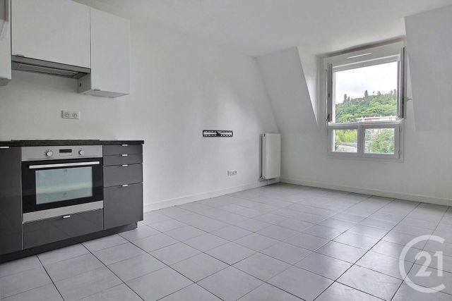 Afficher la photo en grand Appartement F1 à vendre - 1 pièce - 29.79 m2 - PANTIN - 93 - ILE-DE-FRANCE - Century 21 Ricard Immobilier