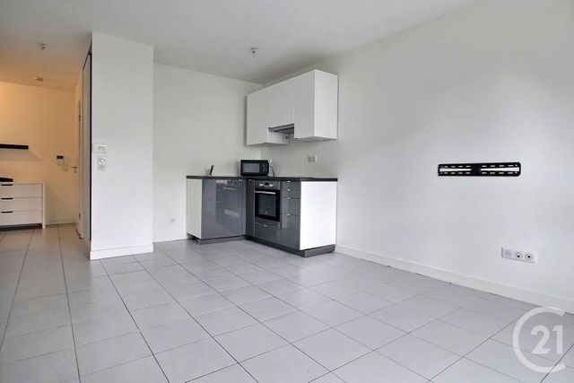 Afficher la photo en grand Appartement F1 à vendre - 1 pièce - 29.79 m2 - PANTIN - 93 - ILE-DE-FRANCE - Century 21 Ricard Immobilier