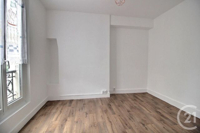 Afficher la photo en grand Appartement F2 à vendre - 2 pièces - 31.19 m2 - PANTIN - 93 - ILE-DE-FRANCE - Century 21 Ricard Immobilier