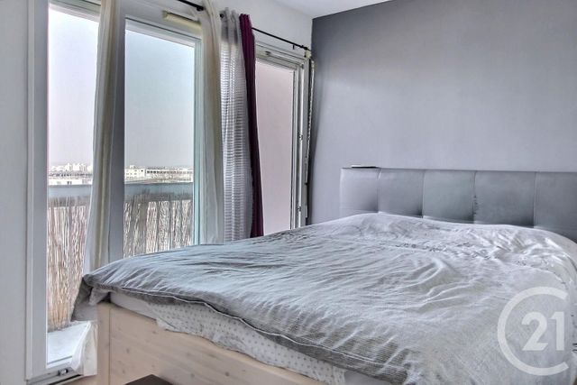 Afficher la photo en grand Appartement F3 à vendre - 3 pièces - 65.89 m2 - PANTIN - 93 - ILE-DE-FRANCE - Century 21 Ricard Immobilier