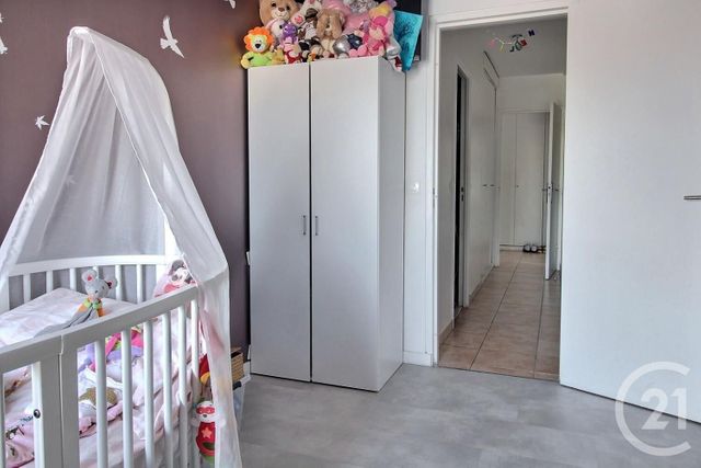 Afficher la photo en grand Appartement F3 à vendre - 3 pièces - 65.89 m2 - PANTIN - 93 - ILE-DE-FRANCE - Century 21 Ricard Immobilier