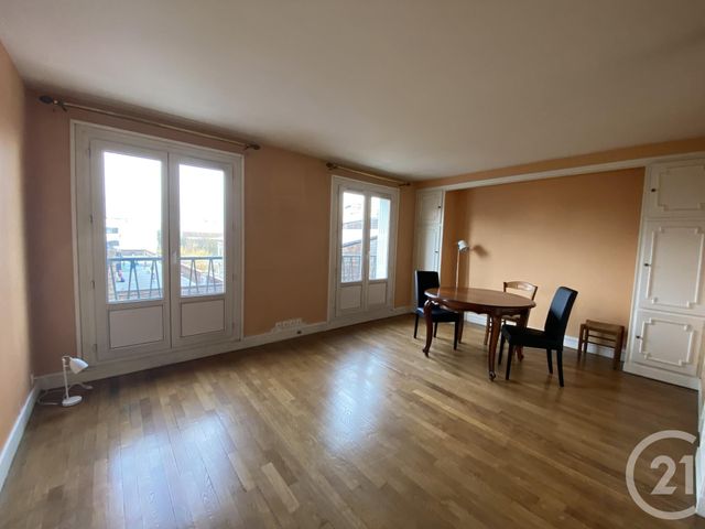 Appartement F2 à louer - 2 pièces - 51.7 m2 - PANTIN - 93 - ILE-DE-FRANCE - Century 21 Ricard Immobilier