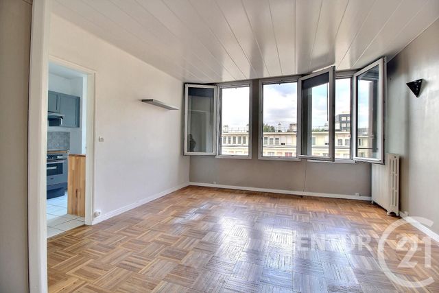 Appartement F3 à vendre - 3 pièces - 56.15 m2 - PANTIN - 93 - ILE-DE-FRANCE - Century 21 Ricard Immobilier