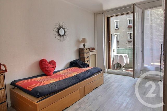 Appartement F3 à vendre - 3 pièces - 68.12 m2 - PANTIN - 93 - ILE-DE-FRANCE - Century 21 Ricard Immobilier