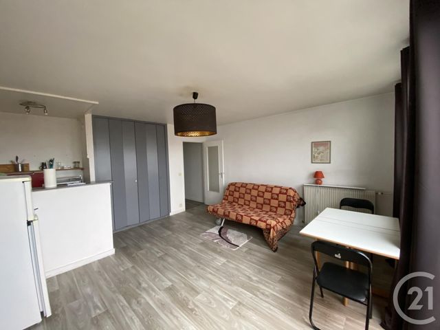 Studio à louer - 1 pièce - 31.02 m2 - PANTIN - 93 - ILE-DE-FRANCE - Century 21 Ricard Immobilier