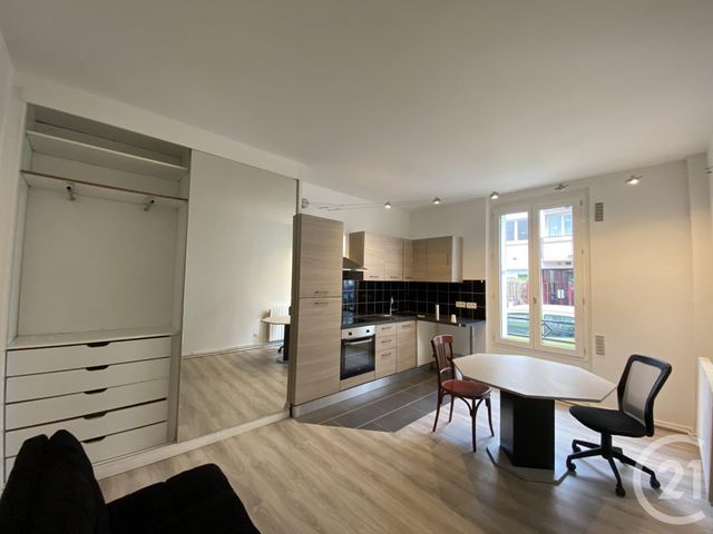 Appartement F2 à louer - 2 pièces - 34.77 m2 - PANTIN - 93 - ILE-DE-FRANCE - Century 21 Ricard Immobilier