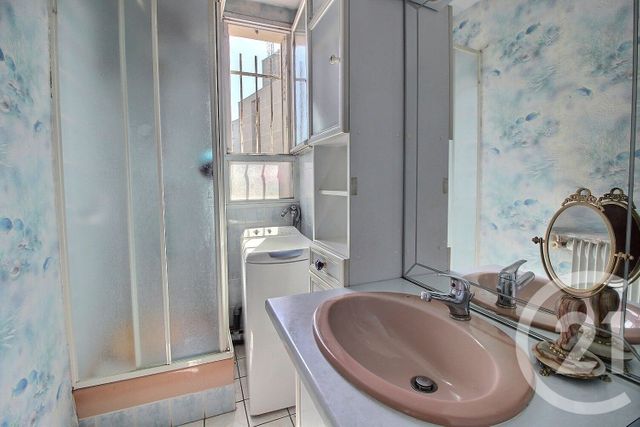 Appartement F2 à vendre - 2 pièces - 40.72 m2 - PANTIN - 93 - ILE-DE-FRANCE - Century 21 Ricard Immobilier