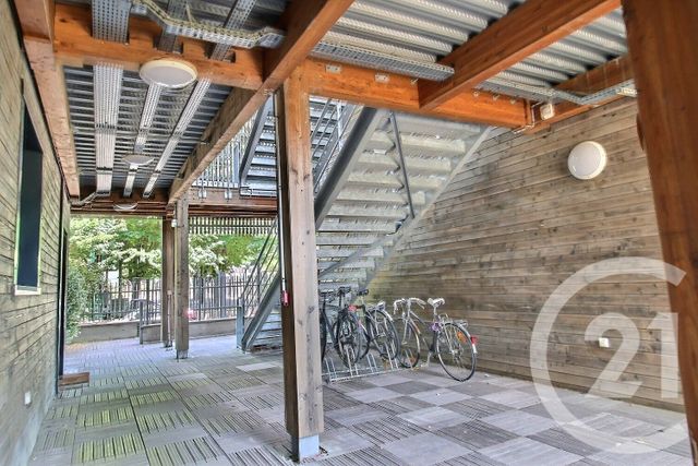 Appartement Souplex à vendre - 4 pièces - 136.07 m2 - PANTIN - 93 - ILE-DE-FRANCE - Century 21 Ricard Immobilier