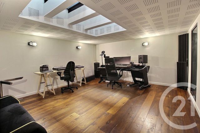 Appartement Souplex à vendre - 4 pièces - 136.07 m2 - PANTIN - 93 - ILE-DE-FRANCE - Century 21 Ricard Immobilier