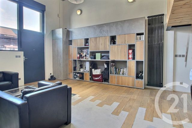 Appartement Souplex à vendre - 4 pièces - 136.07 m2 - PANTIN - 93 - ILE-DE-FRANCE - Century 21 Ricard Immobilier