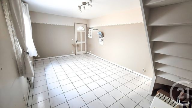 Appartement F3 à vendre - 3 pièces - 62.65 m2 - LE PRE ST GERVAIS - 93 - ILE-DE-FRANCE - Century 21 Ricard Immobilier