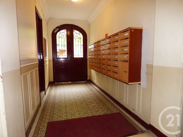 Appartement F2 à vendre - 2 pièces - 31.84 m2 - PANTIN - 93 - ILE-DE-FRANCE - Century 21 Ricard Immobilier