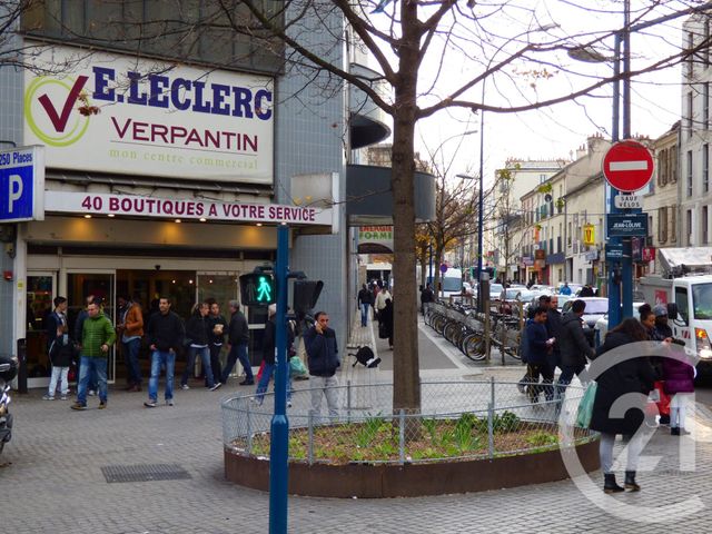 Appartement F2 à vendre - 2 pièces - 31.58 m2 - PANTIN - 93 - ILE-DE-FRANCE - Century 21 Ricard Immobilier