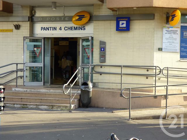 Afficher la photo en grand Appartement F3 à vendre - 3 pièces - 38.02 m2 - AUBERVILLIERS - 93 - ILE-DE-FRANCE - Century 21 Ricard Immobilier