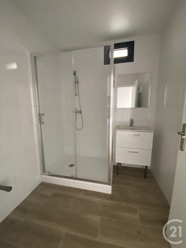 Appartement F3 à louer - 3 pièces - 65.75 m2 - BONDY - 93 - ILE-DE-FRANCE - Century 21 Ricard Immobilier