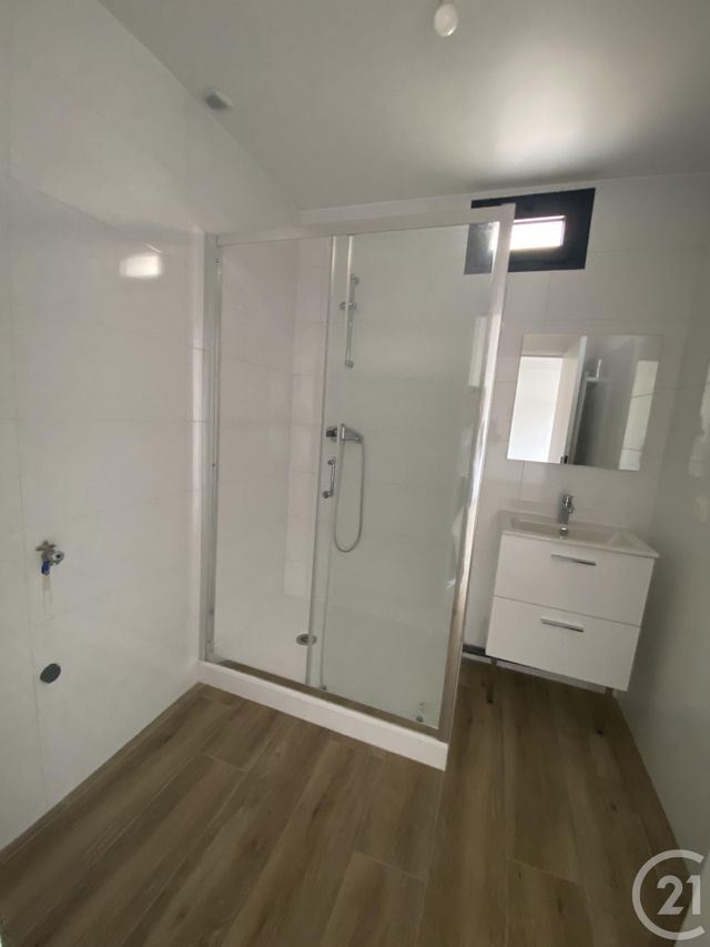 Appartement Duplex à louer - 3 pièces - 78.68 m2 - BONDY - 93 - ILE-DE-FRANCE - Century 21 Ricard Immobilier