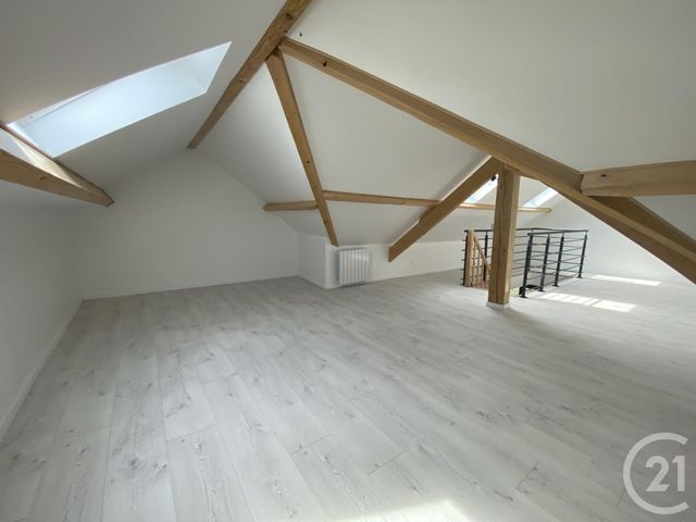 Appartement Duplex à louer - 3 pièces - 78.68 m2 - BONDY - 93 - ILE-DE-FRANCE - Century 21 Ricard Immobilier