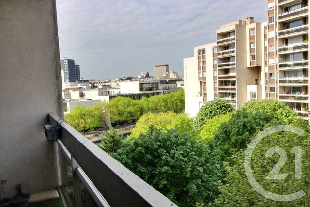 Appartement F3 à vendre - 3 pièces - 75.23 m2 - PANTIN - 93 - ILE-DE-FRANCE - Century 21 Ricard Immobilier