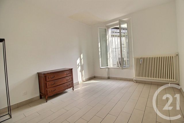 Appartement F3 à vendre - 3 pièces - 56.9 m2 - PANTIN - 93 - ILE-DE-FRANCE - Century 21 Ricard Immobilier