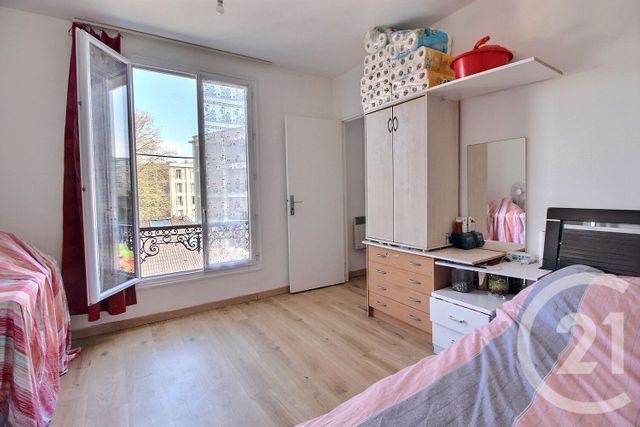 Appartement F2 à vendre - 2 pièces - 37.45 m2 - PANTIN - 93 - ILE-DE-FRANCE - Century 21 Ricard Immobilier