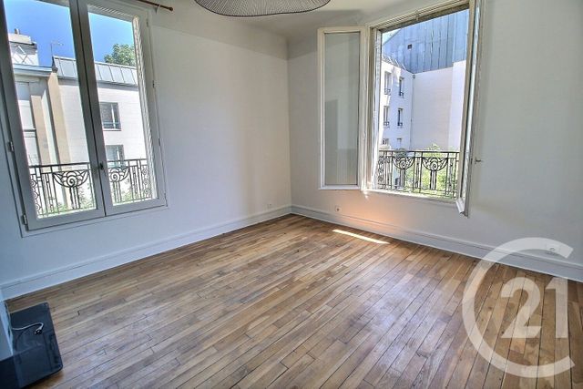 Appartement F2 à vendre - 2 pièces - 39.04 m2 - PANTIN - 93 - ILE-DE-FRANCE - Century 21 Ricard Immobilier