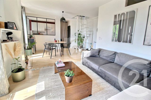 Appartement F2 à vendre - 2 pièces - 51.44 m2 - PANTIN - 93 - ILE-DE-FRANCE - Century 21 Ricard Immobilier