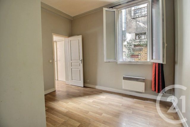 Appartement F2 à vendre - 2 pièces - 26.2 m2 - PANTIN - 93 - ILE-DE-FRANCE - Century 21 Ricard Immobilier