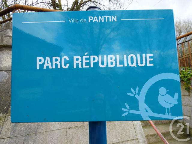 Appartement F2 à vendre - 2 pièces - 42.41 m2 - PANTIN - 93 - ILE-DE-FRANCE - Century 21 Ricard Immobilier