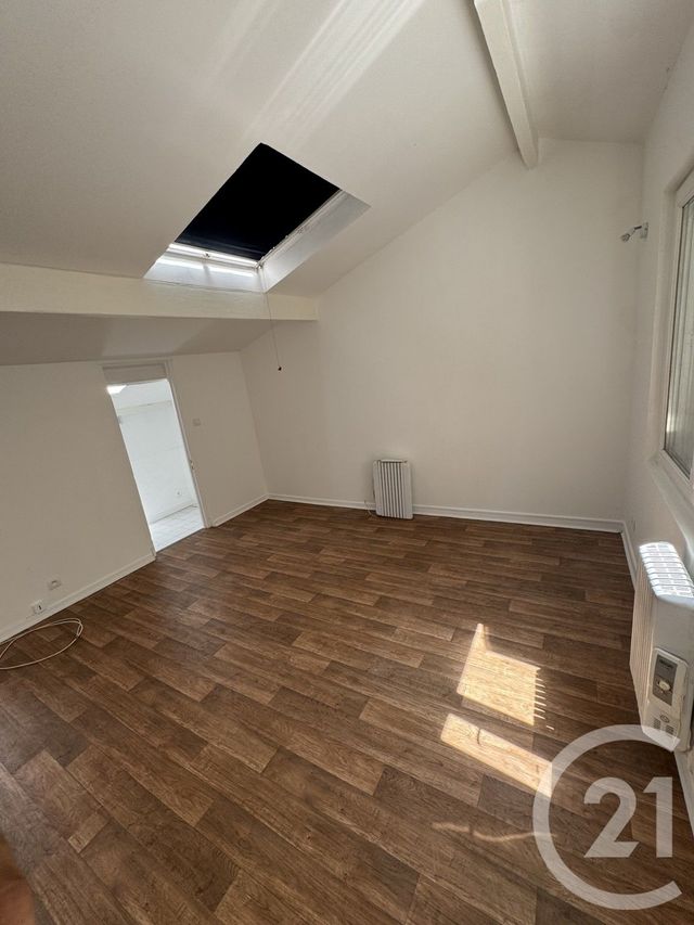 Afficher la photo en grand Appartement Studio à vendre - 1 pièce - 21.74 m2 - PANTIN - 93 - ILE-DE-FRANCE - Century 21 Ricard Immobilier