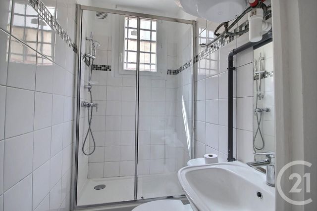 Appartement F2 à vendre - 2 pièces - 31.67 m2 - PANTIN - 93 - ILE-DE-FRANCE - Century 21 Ricard Immobilier