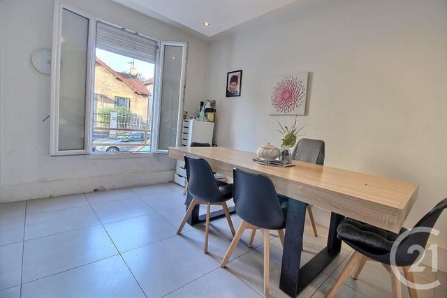 maison à vendre - 6 pièces - 113.0 m2 - PANTIN - 93 - ILE-DE-FRANCE - Century 21 Ricard Immobilier