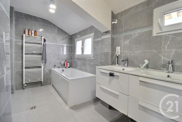 maison à vendre - 6 pièces - 113.0 m2 - PANTIN - 93 - ILE-DE-FRANCE - Century 21 Ricard Immobilier