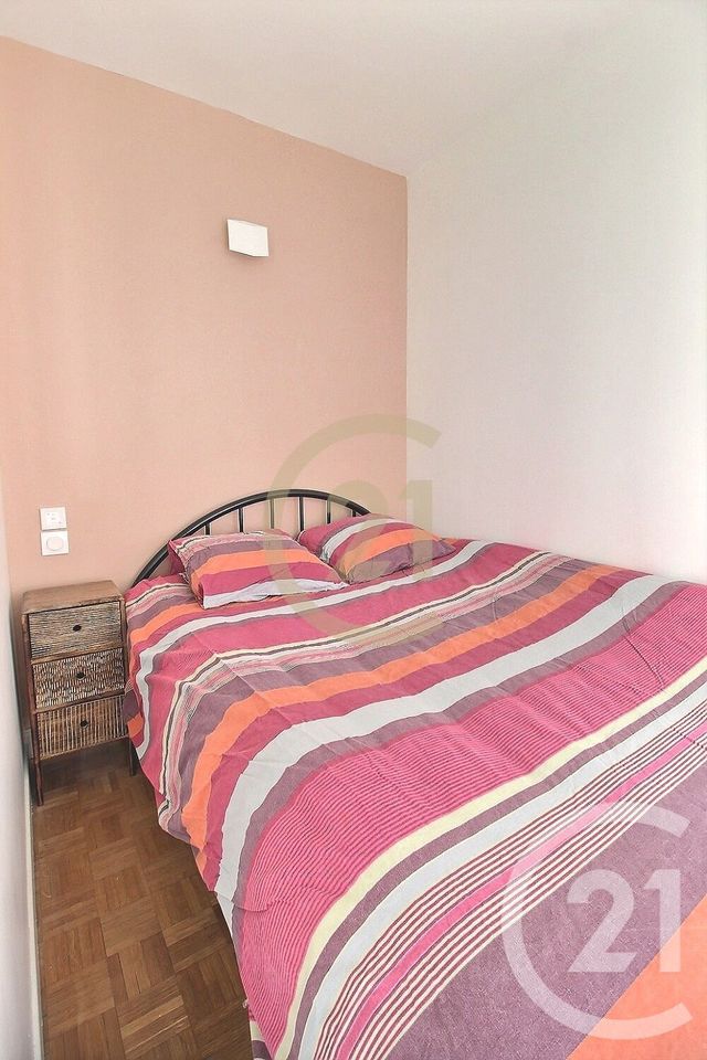 Appartement F1 à vendre - 1 pièce - 31.0 m2 - PANTIN - 93 - ILE-DE-FRANCE - Century 21 Ricard Immobilier