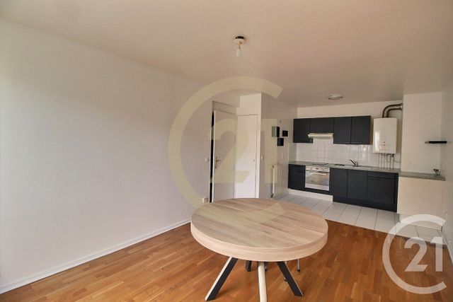 Appartement F2 à vendre - 2 pièces - 39.42 m2 - PANTIN - 93 - ILE-DE-FRANCE - Century 21 Ricard Immobilier