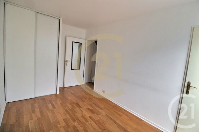 Appartement F2 à vendre - 2 pièces - 39.42 m2 - PANTIN - 93 - ILE-DE-FRANCE - Century 21 Ricard Immobilier