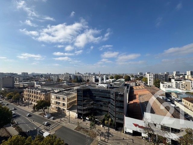 Afficher la photo en grand Appartement T3 à vendre - 3 pièces - 56.0 m2 - PANTIN - 93 - ILE-DE-FRANCE - Century 21 Ricard Immobilier