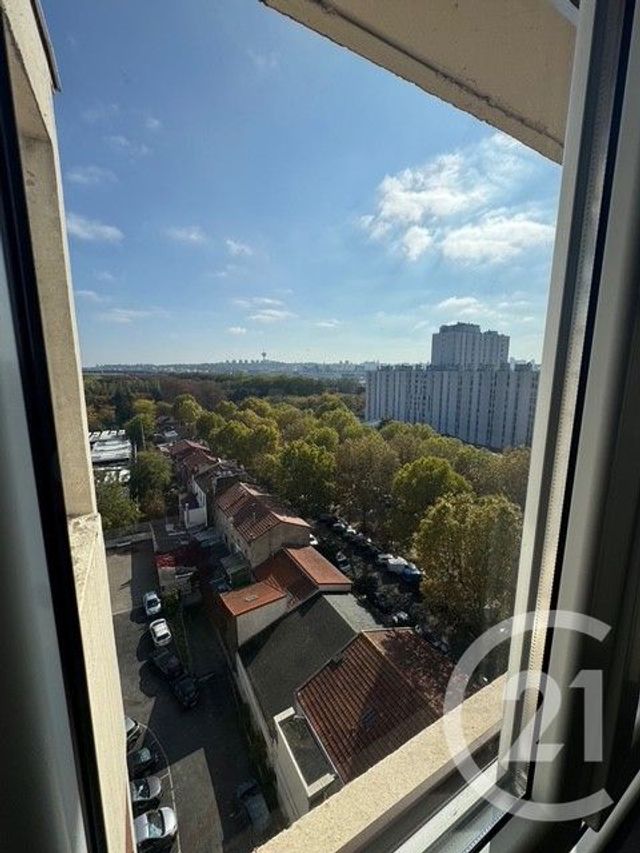 Afficher la photo en grand Appartement T3 à vendre - 3 pièces - 56.0 m2 - PANTIN - 93 - ILE-DE-FRANCE - Century 21 Ricard Immobilier