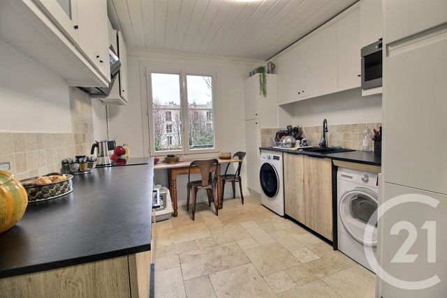 Appartement F5 à vendre - 5 pièces - 100.57 m2 - PANTIN - 93 - ILE-DE-FRANCE - Century 21 Ricard Immobilier