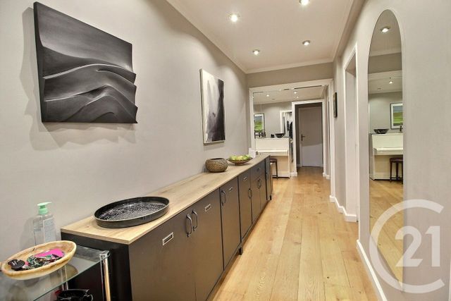 Appartement F5 à vendre - 5 pièces - 100.57 m2 - PANTIN - 93 - ILE-DE-FRANCE - Century 21 Ricard Immobilier