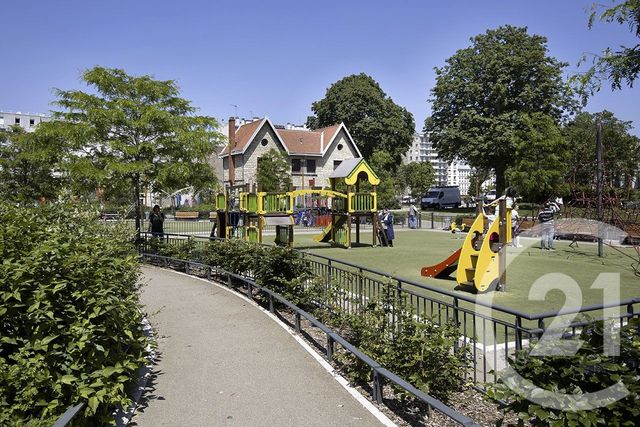 Appartement F5 à vendre - 5 pièces - 100.57 m2 - PANTIN - 93 - ILE-DE-FRANCE - Century 21 Ricard Immobilier