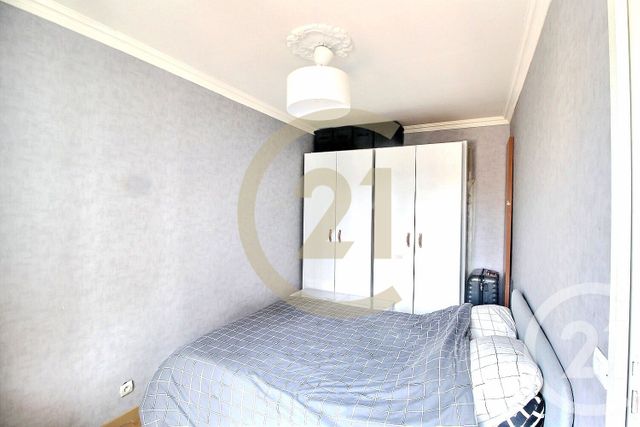 Appartement F2 à vendre - 2 pièces - 42.24 m2 - PANTIN - 93 - ILE-DE-FRANCE - Century 21 Ricard Immobilier