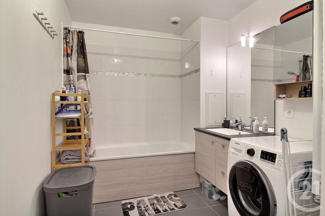 Appartement F1 à vendre - 1 pièce - 33.01 m2 - PANTIN - 93 - ILE-DE-FRANCE - Century 21 Ricard Immobilier