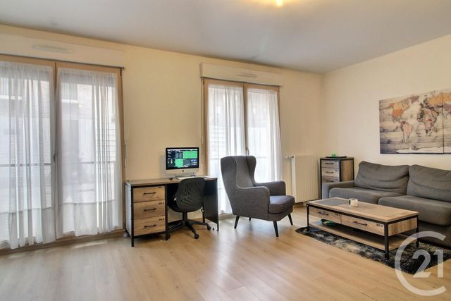 Appartement F1 à vendre - 1 pièce - 33.01 m2 - PANTIN - 93 - ILE-DE-FRANCE - Century 21 Ricard Immobilier